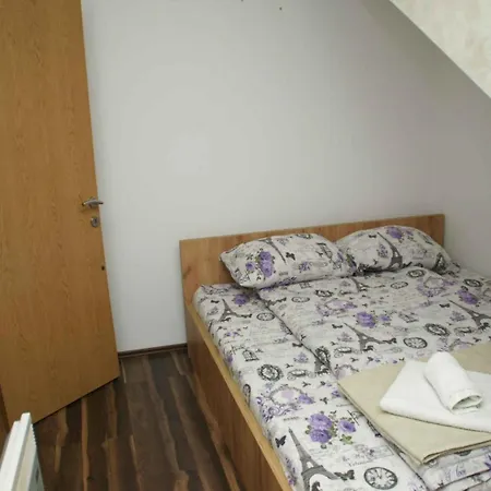 Jana B Apartment Divcibare